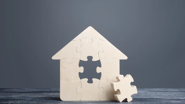 Understanding Mortgage Liens and Property Encumbrances