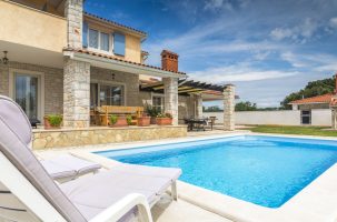 Beautiful home with pool