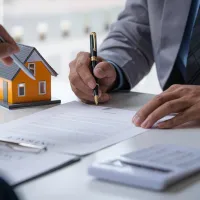 Selling a House With a Home Equity Loan: What Homeowners Should Know