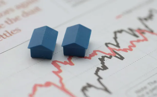 Real Estate Investing Explained: Active vs Passive Strategies and Property Types