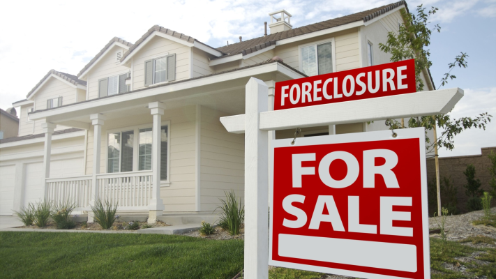 The Pros & Cons of Buying a Foreclosure