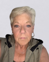 Kim Blaney Headshot