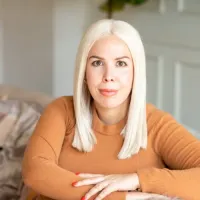 Brenda Cano, , Paramount Lending Co.