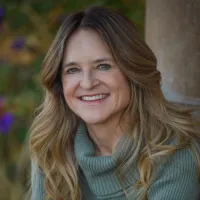 Staci Fraser, , Village Financial Group