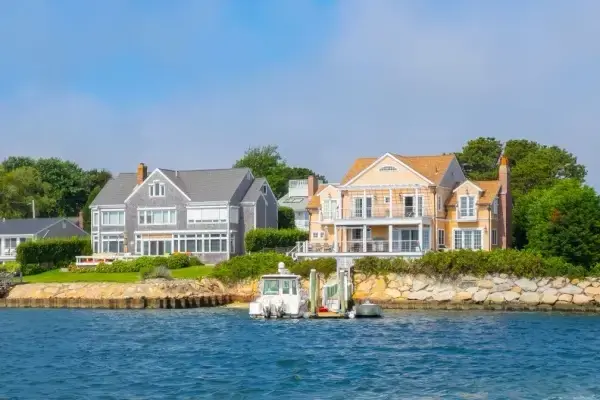 What to Consider When Buying Waterfront Property