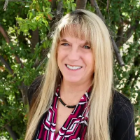 Gayle McCarthy, Branch Manager, American Pacific Mortgage