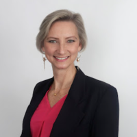 Gisela Schmidt Senior Loan Officer