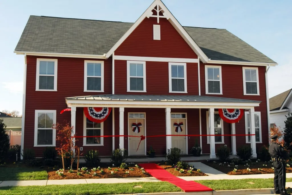 Texas home decorated for a veteran homecoming