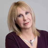 Beth Johnson Senior Loan Partner II