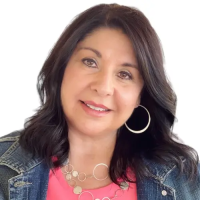 Loriann Gomez Loan Officer