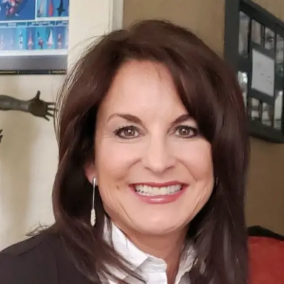 Elizabeth Hirsch